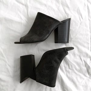 Black Mules